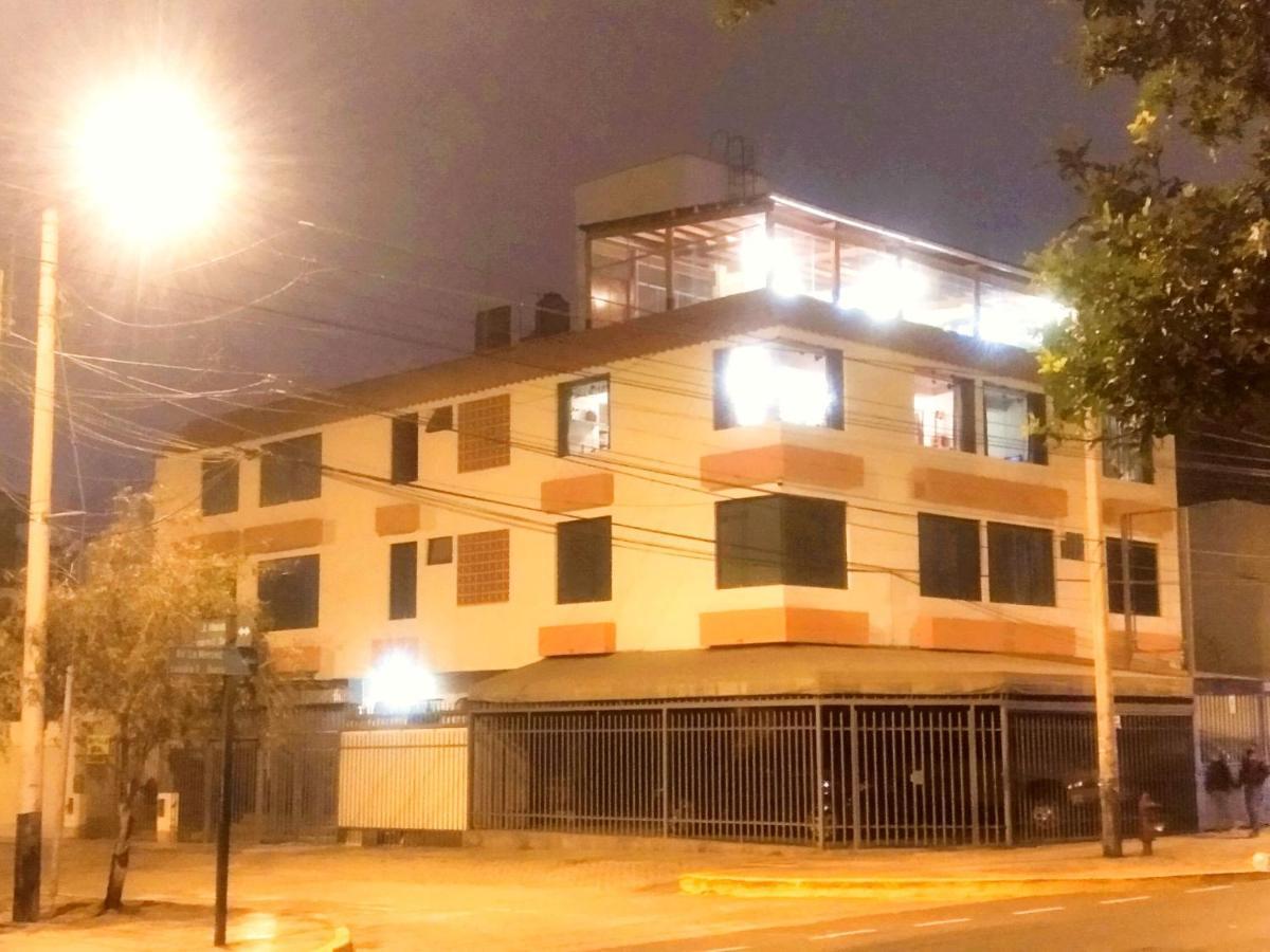 Хостел Lima Backpackers Экстерьер фото